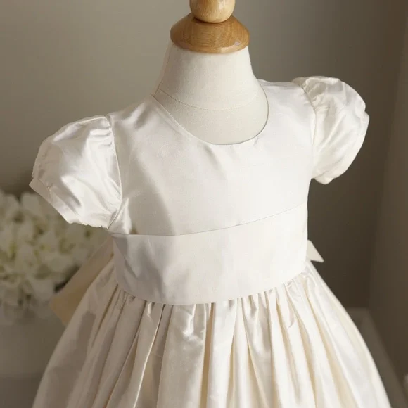 Ivory Flower Girl Dress 24 Months Designer Flower Girl Special Occasion Like New - Picture 2 of 9